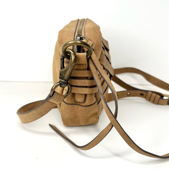 Elle Jae Gypset Crossbody - Picture 3 of 5